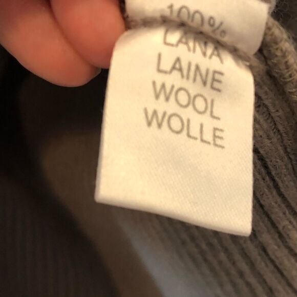 Vintage Laura Biagiotti wool sweater dress - Picture 4 of 7